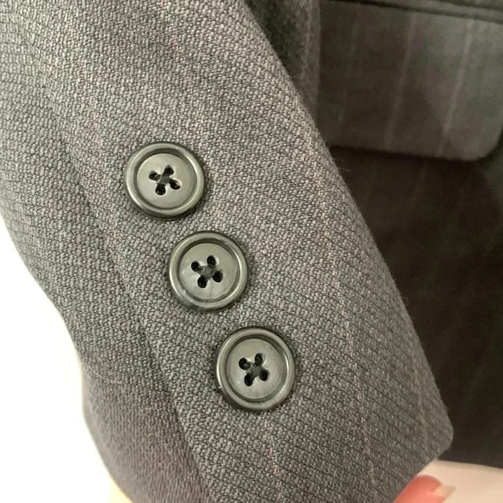 Men’s Christian Dior Dark‎ Gray Pinstripe Blazer Size Large EUC